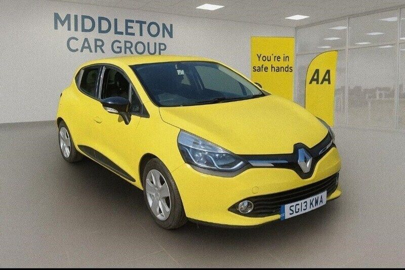 Blue Used 2013 Renault Clio IV Dynamique Hatchback | £2,495 (Fair price) - Image 1/1