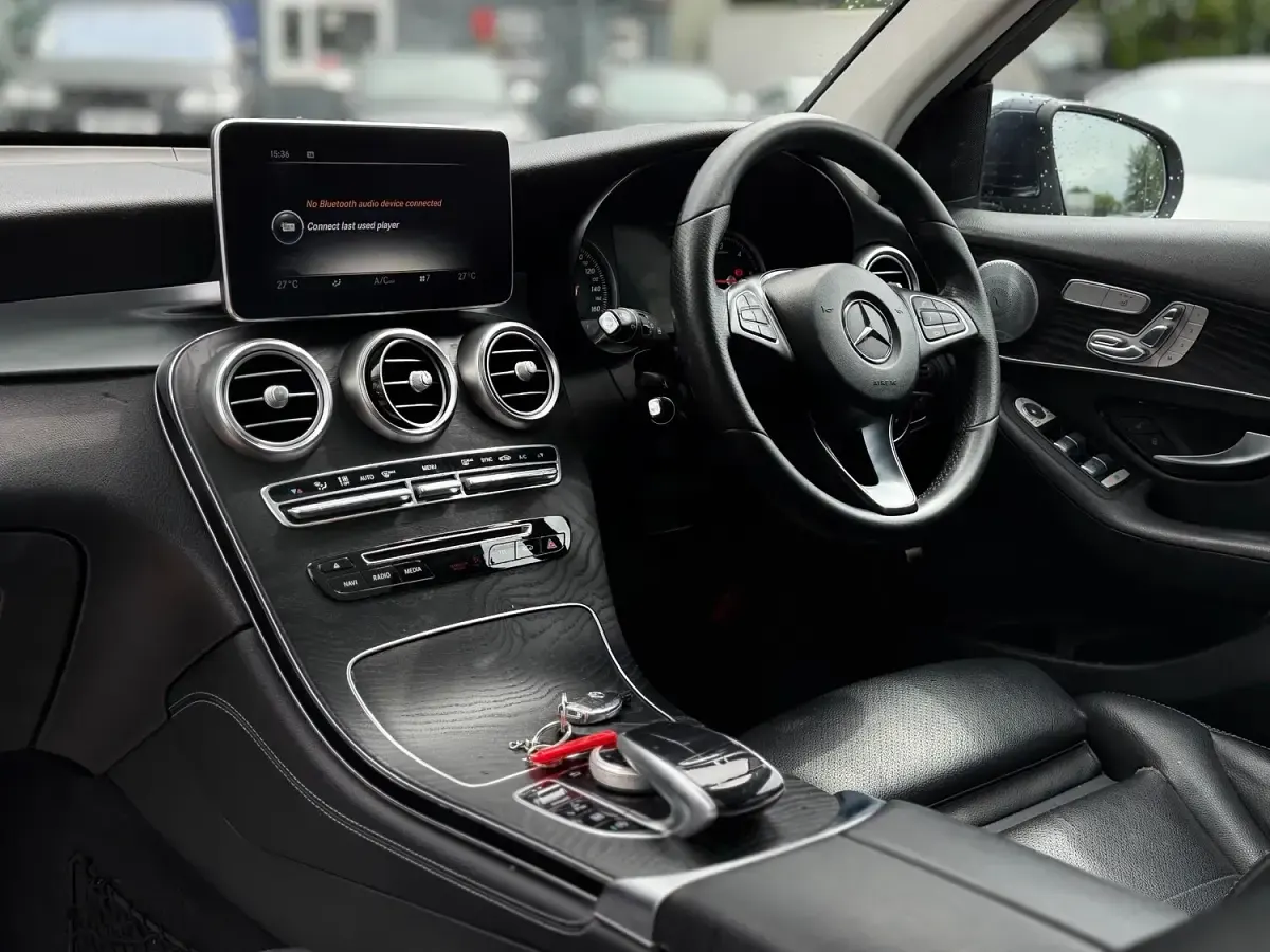 Used Mercedes GLC220 Premium Plus 2017 Blue Estate
