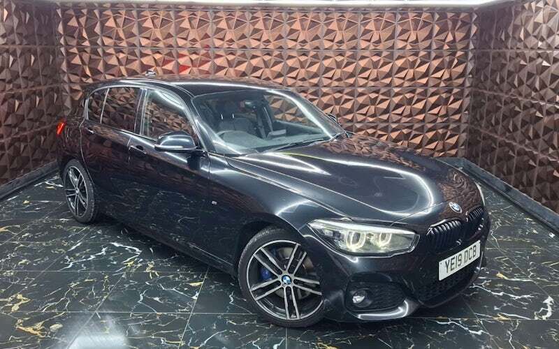 Used BMW 118 M Sport 150 HP (110 kW) 2019 Black Hatchback