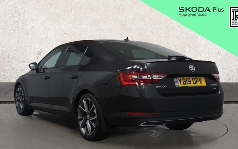 Used Skoda Superb SportlinePlus 190 HP (139 kW) 2019 Black Hatchback