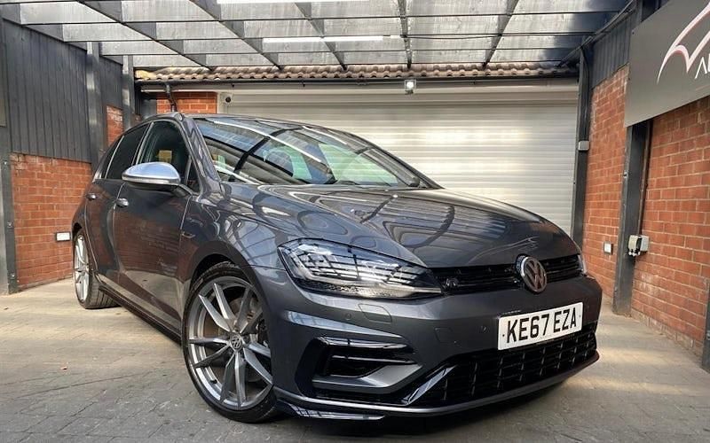 Used VW Golf VII R 310 HP (228 kW) 2018 Hatchback
