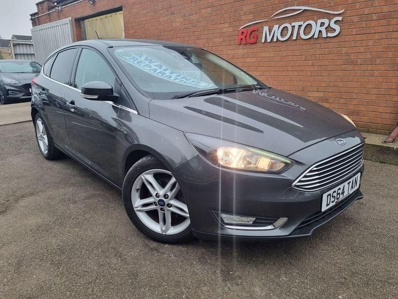 Used Ford Focus Titanium 125 HP (91 kW) 2018 Grey Hatchback