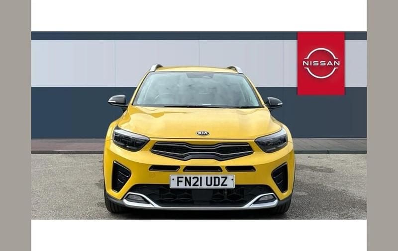 Used Kia Stonic GT-Line 117 HP (86 kW) 2021 Yellow SUV