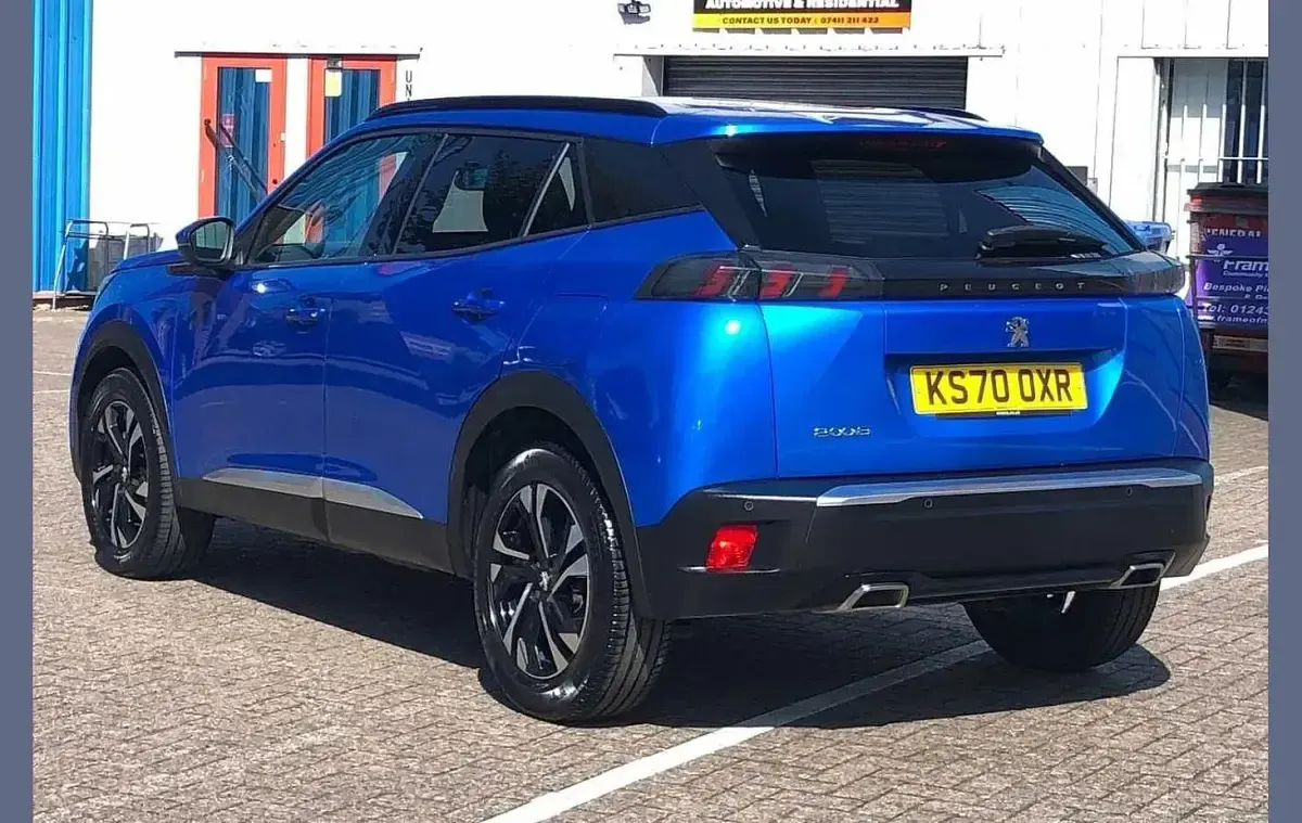 Used Peugeot 2008 Allure Premium 128 HP (94 kW) 2020 Blue SUV