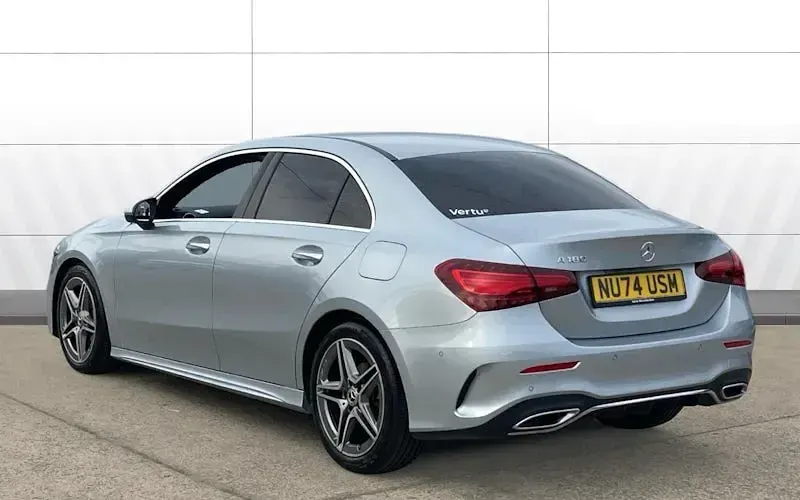 Used Mercedes A180 Executive 136 HP (100 kW) 2024 Silver Sedan