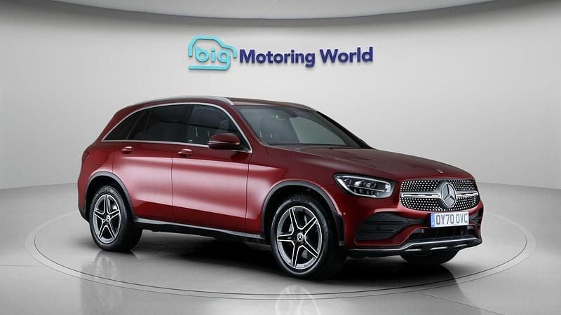 Red Used 2020 Mercedes GLC220 AMG line SUV | £23,548 (Fair price) - Image 1/4