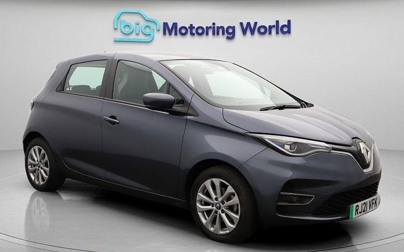 Used 2020 Renault Rapid Iconic Hatchback | £8,800 (Fair price) - Image 1/4