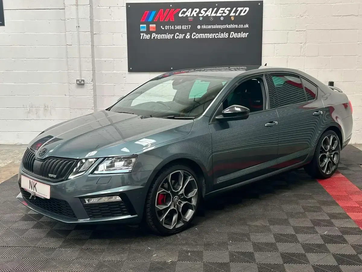 Used Skoda Octavia vRS 184 HP (135 kW) 2018 Grey Hatchback