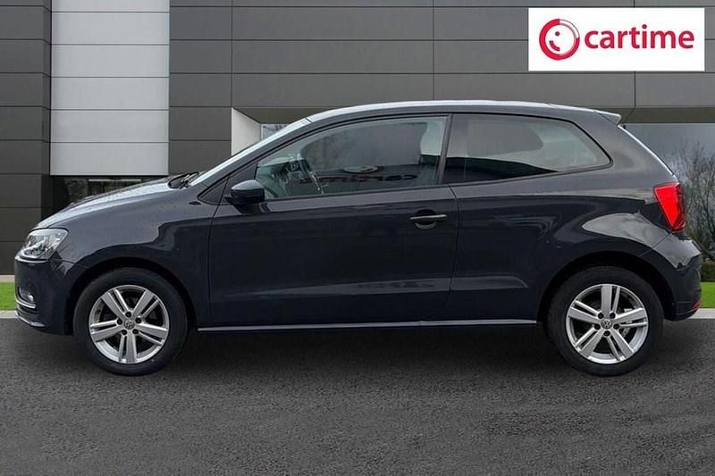 Used VW Polo Edition 60 HP (44 kW) 2017 Grey Hatchback