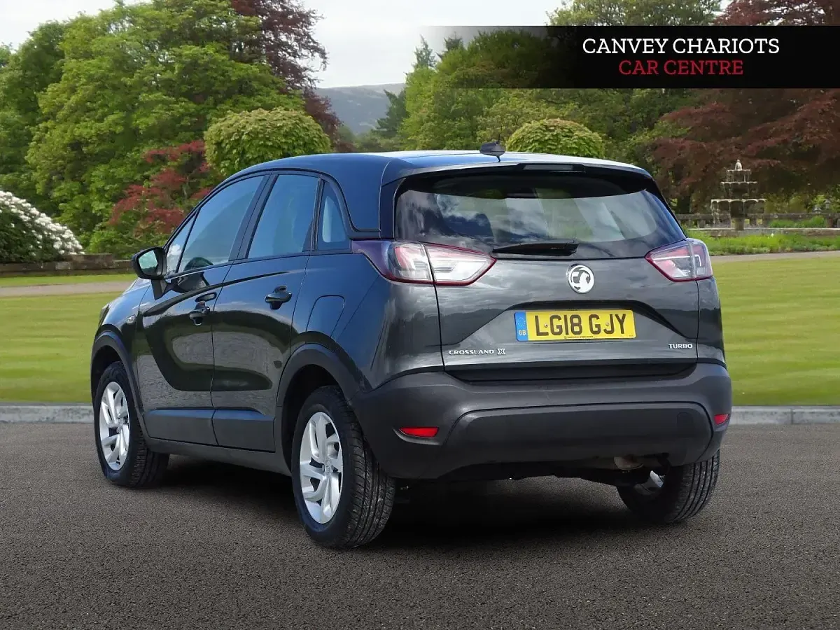 Usado Vauxhall Crossland X S 110 CV (80 kW) 2018 Gris SUV