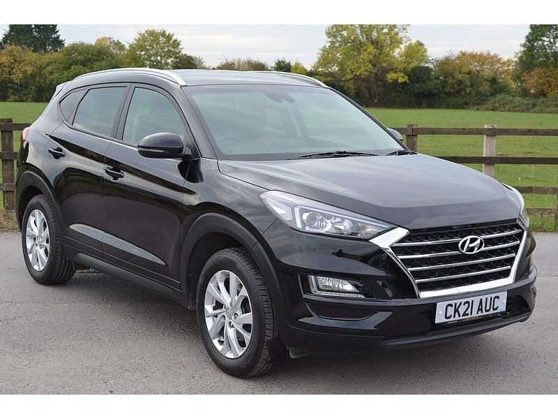Black Used 2021 Hyundai Tucson SE SUV | £12,389 (Good price) - Image 1/4