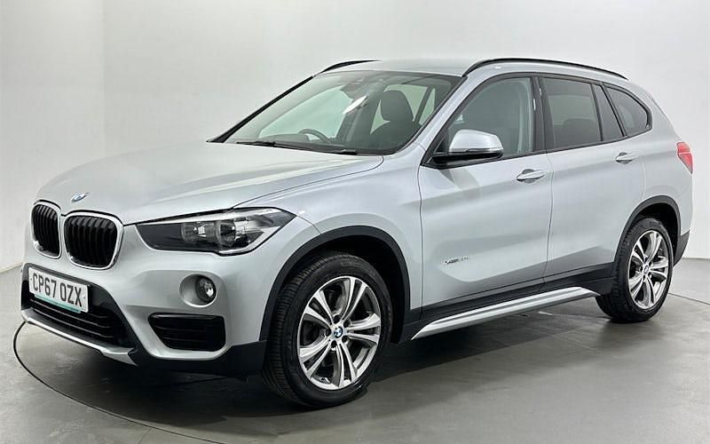 Używany BMW X1 Sport Line 190 KM (139 kW) 2018 Srebrny SUV