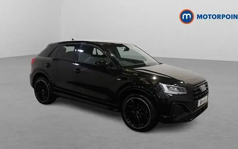 Usado Audi Q2 Black Edition 150 HP (110 kW) 2026 SUV
