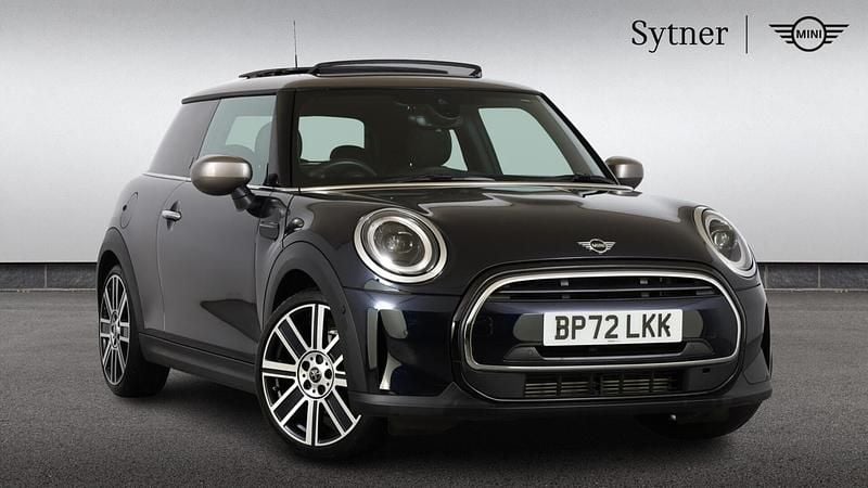 Black Used 2023 Mini Cooper Exclusive Hatchback | £21,250 (Expensive) - Image 1/4