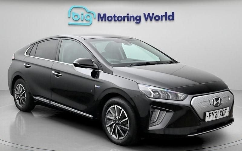 Used Hyundai Ioniq Premium SE 100 kW (136 HP) 2021 Black Hatchback