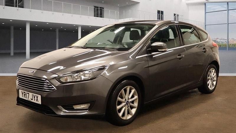 Used Ford Focus Titanium 2017 Grey Hatchback