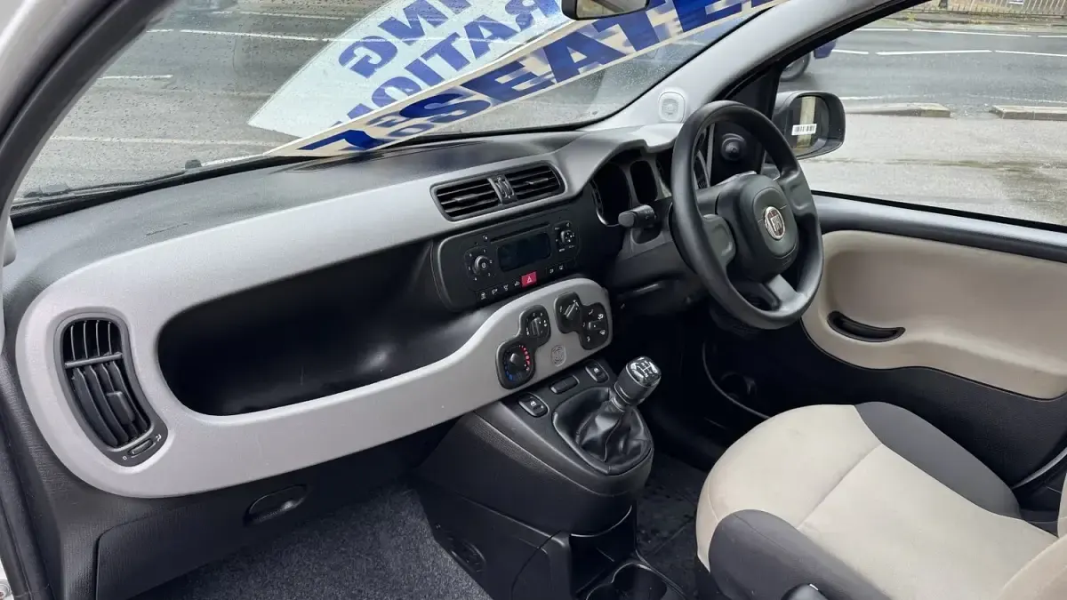 Used Fiat Panda Easy 69 HP (50 kW) 2014 White Hatchback