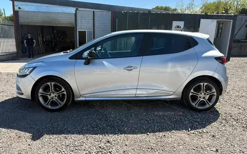 Used Renault Clio GT-Line 110 HP (80 kW) 2018 Silver Hatchback
