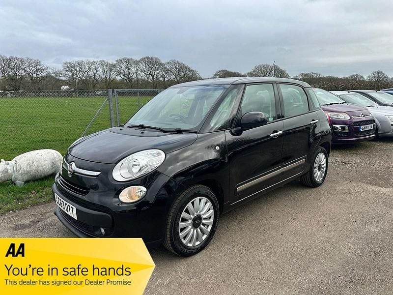 Used Fiat 500L Pop Star 95 HP (69 kW) 2014 Black MPV