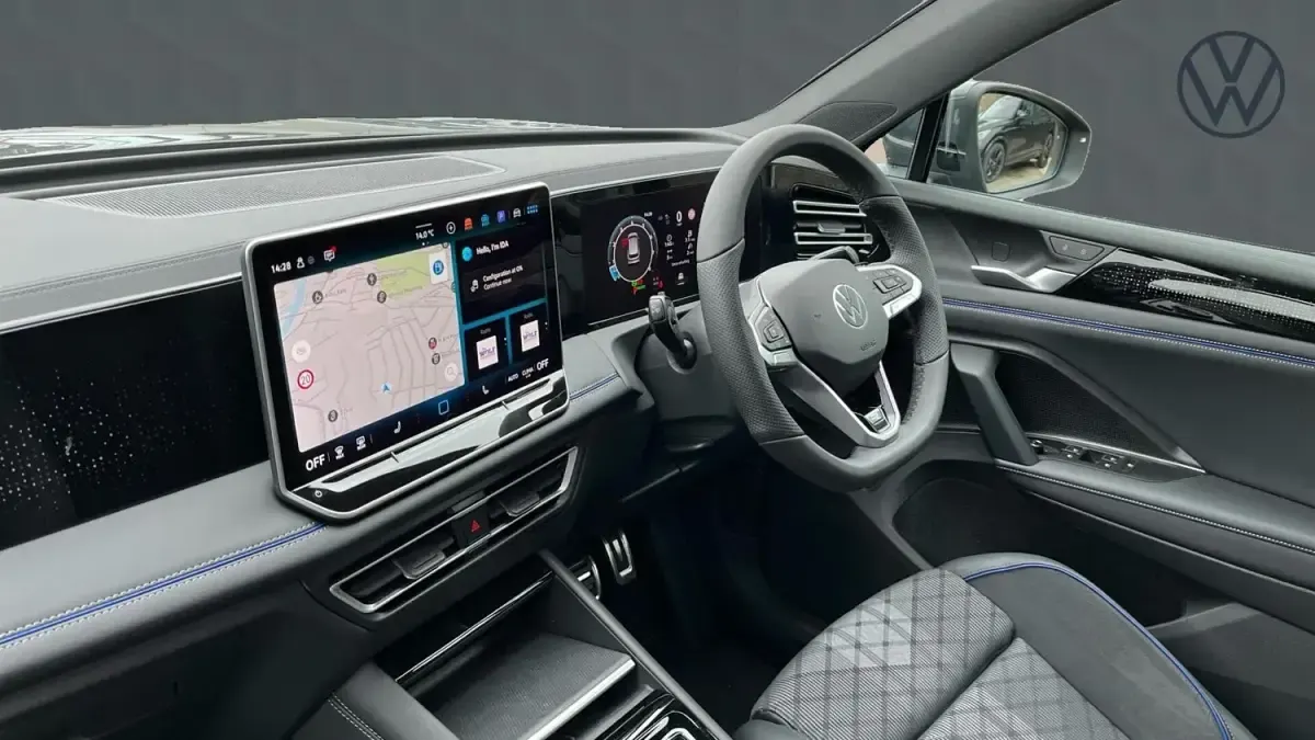 Używany VW Tiguan R-line 150 KM (110 kW) 2026 Szary SUV