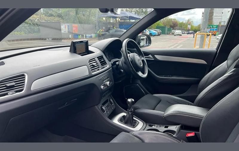 Used Audi Q3 S-Line 147 HP (108 kW) 2017 Black SUV