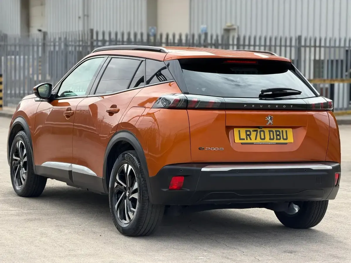 Used Peugeot 2008 Allure 100 kW (136 HP) 2020 Orange SUV
