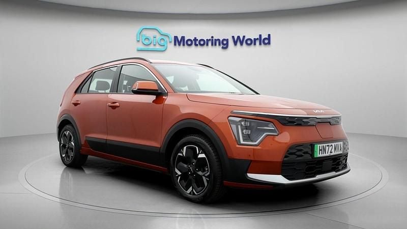 Orange Used 2022 Kia e-Niro SUV | £15,100 (Super price) - Image 1/4