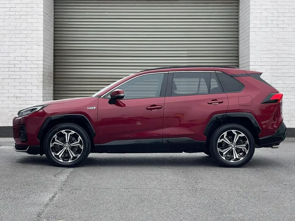 Used Suzuki Across 2023 Red SUV