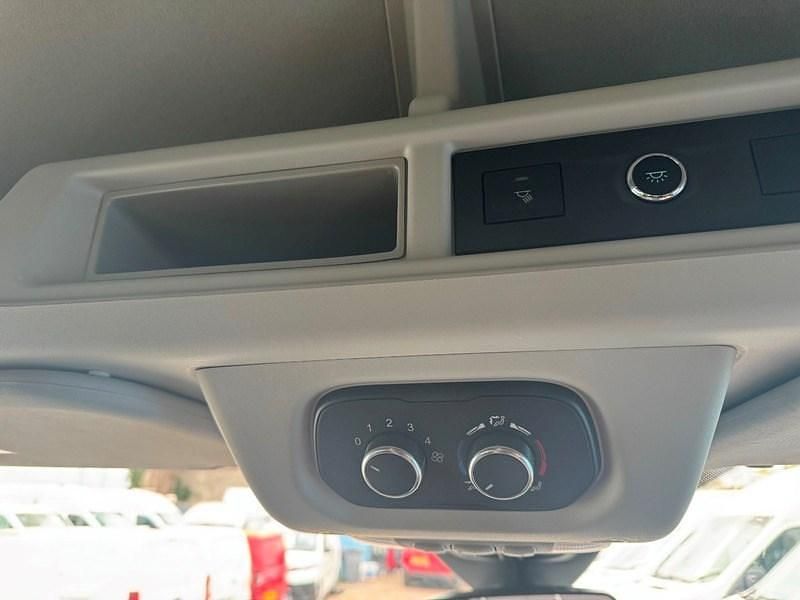 Used Ford Transit Trend 170 HP (125 kW) 2019 White