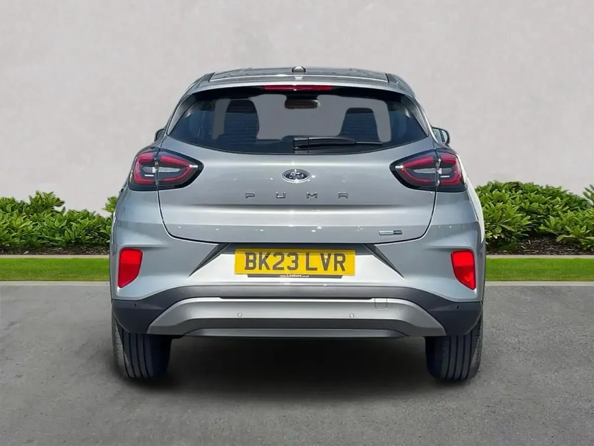 Używany Ford Puma Titanium 2023 Srebrny SUV