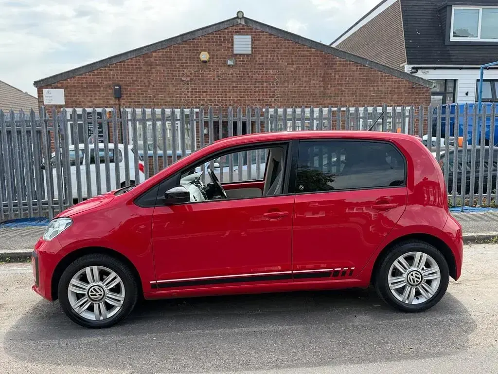 Used VW up! Beats 2016 Red Hatchback