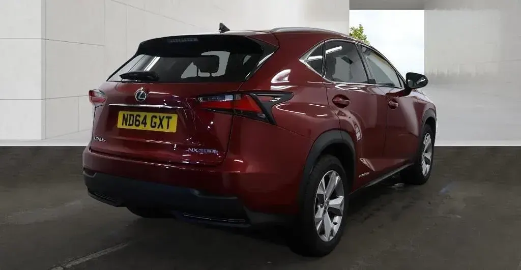 Used Lexus NX300h 197 HP (144 kW) 2014 Red SUV