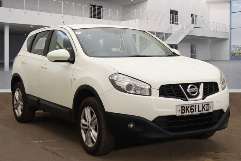 White Used 2011 Nissan Qashqai Acenta SUV | £2,499 (Fair price) - Image 1/1