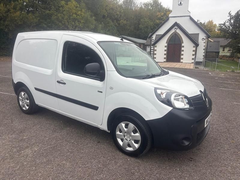 Used Renault Kangoo Business 44 kW (60 HP) 2020 White MPV