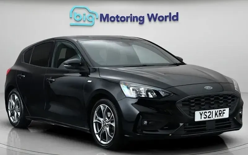 Used Ford Focus ST-Line 120 HP (88 kW) 2021 Hatchback