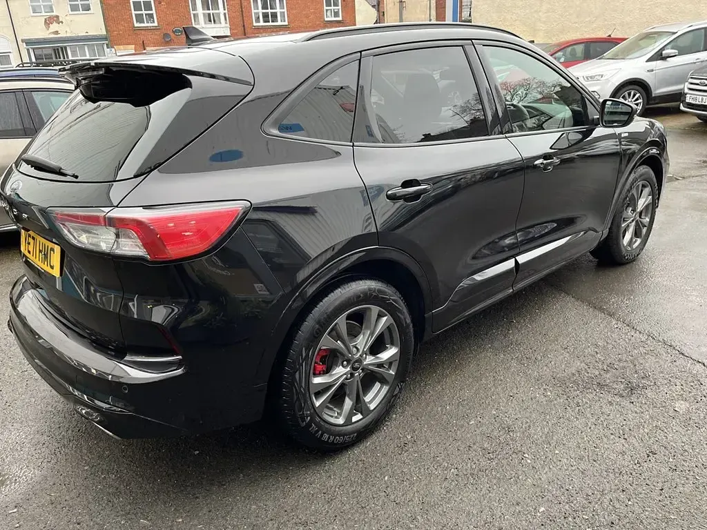 Used Ford Kuga ST-Line 190 HP (139 kW) 2021 Black SUV
