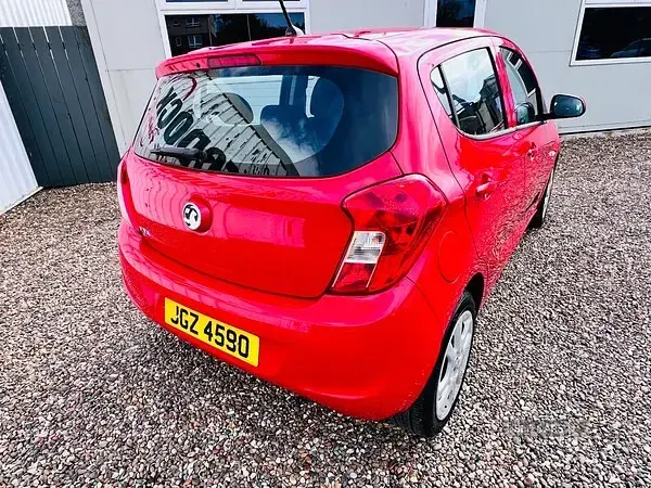 Used Vauxhall Viva 75 HP (55 kW) 2018 Red Hatchback