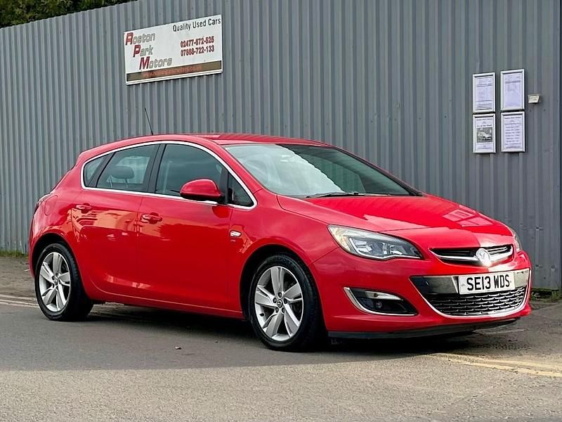 Used Vauxhall Astra SRi 2013 Red Hatchback