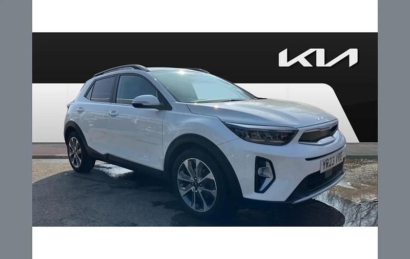 Used Kia Stonic 117 HP (86 kW) 2023 White SUV