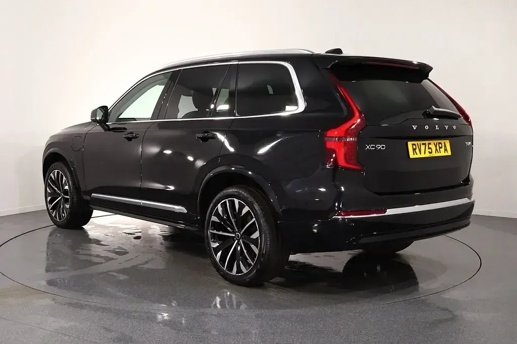 Used Volvo XC90 Ultra 455 HP (334 kW) 2025 Black SUV