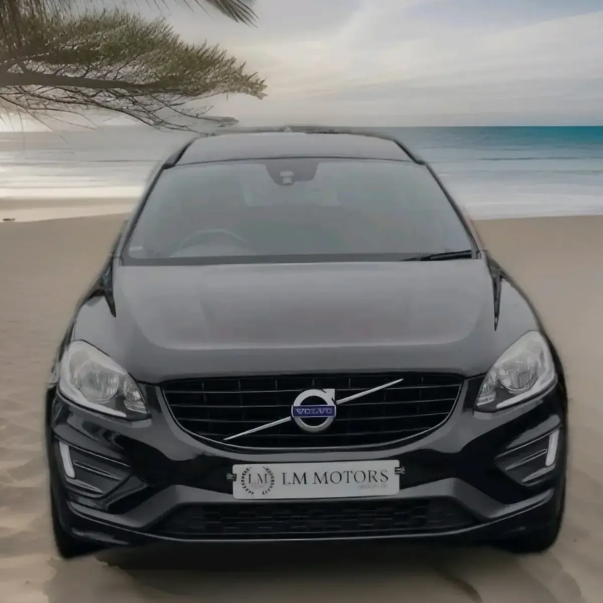 Used Volvo XC60 R-Design 190 HP (139 kW) 2015 Black SUV