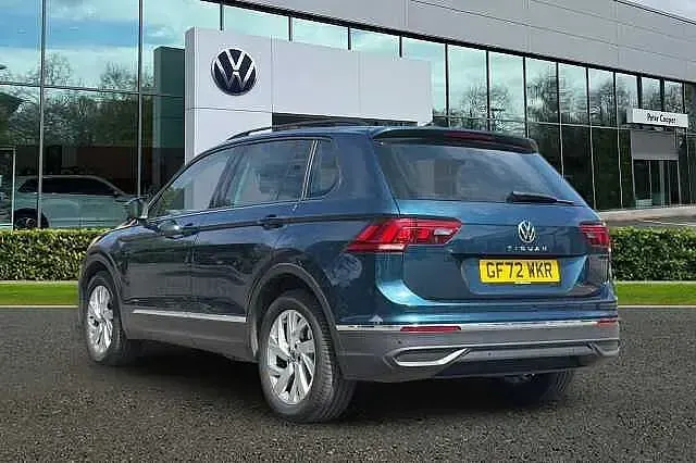 Used VW Tiguan Life 150 HP (110 kW) 2022 Blue SUV