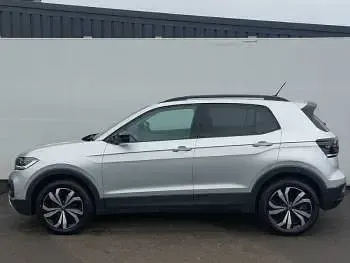Usado VW T-Cross Black Edition 110 HP (80 kW) 2024 Prateado SUV
