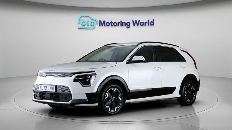 Used Kia e-Niro 147 kW (201 HP) 2023 SUV