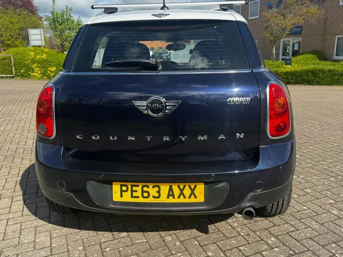 Used Mini Cooper 2013 Blue Hatchback