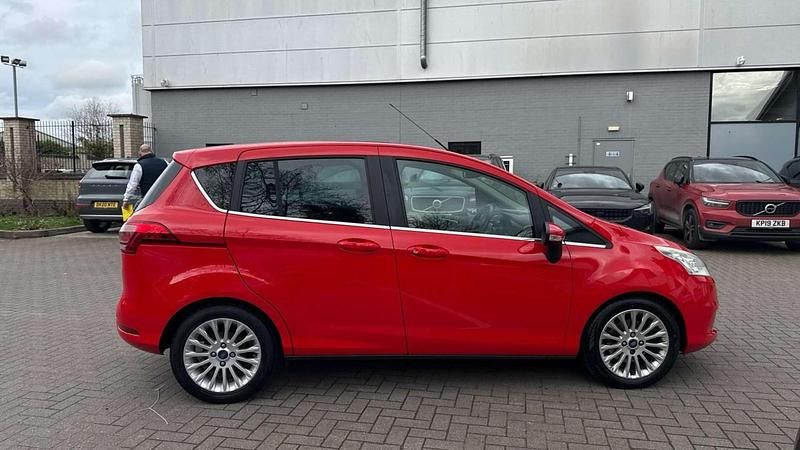 Used Ford B-MAX Titanium 120 HP (88 kW) 2013 Red MPV