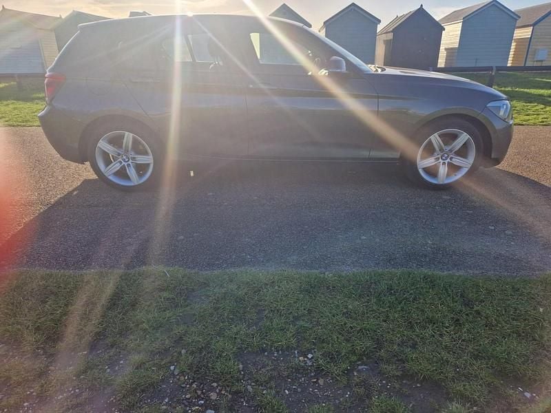 Used BMW 118 Sport Line 2011 Grey Hatchback