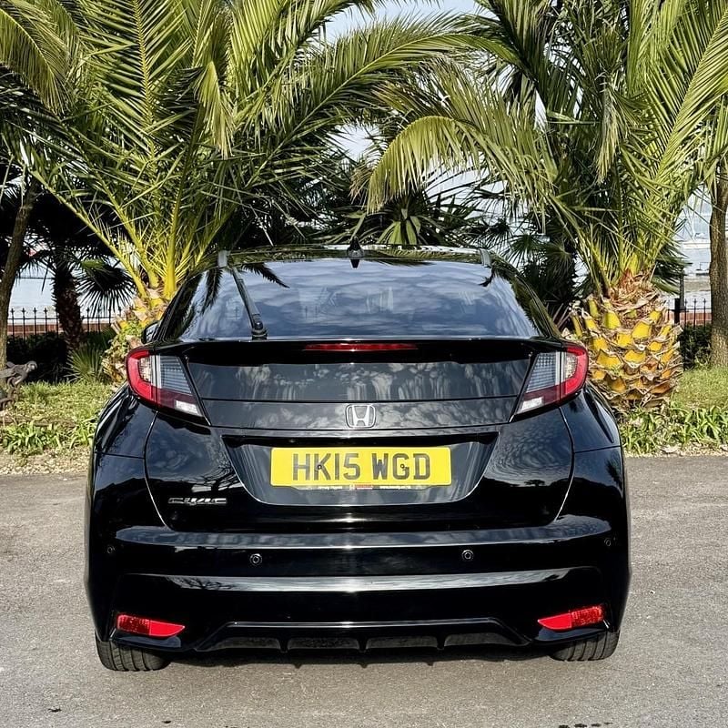 Used Honda Civic SR 120 HP (88 kW) 2015 Black Hatchback