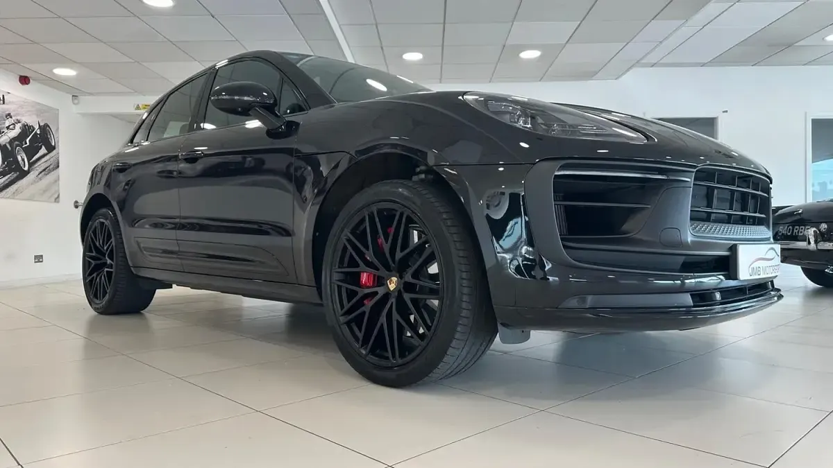 Used Porsche Macan GTS 440 HP (323 kW) 2023 Black SUV