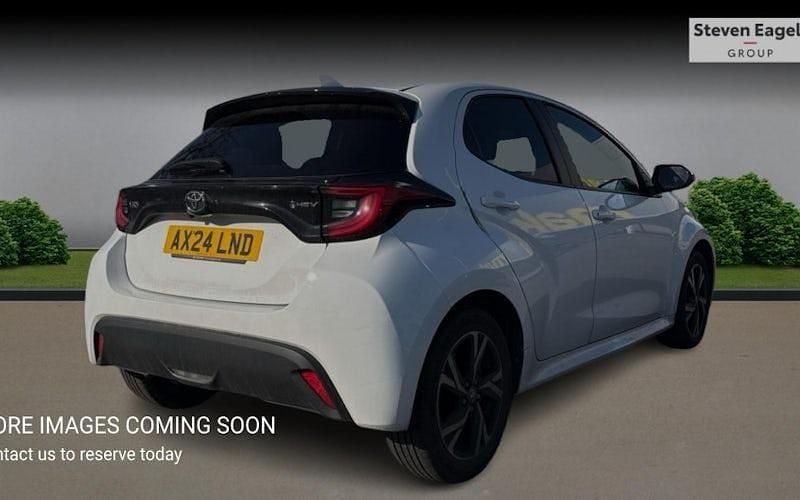 Used Toyota Yaris Hybrid Design 116 HP (85 kW) 2026 Hatchback